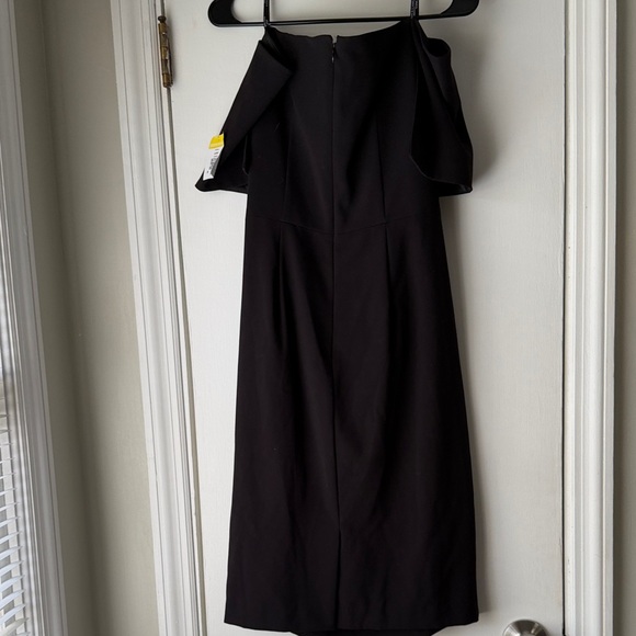 Elegant Vince Camuto Strapless Off-Shoulder Black Dress. Size 12 - Picture 5 of 5